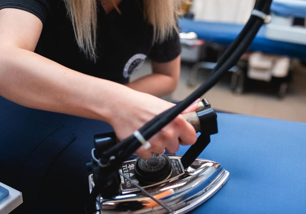 Prasowanie parowe w Pralni Olimp